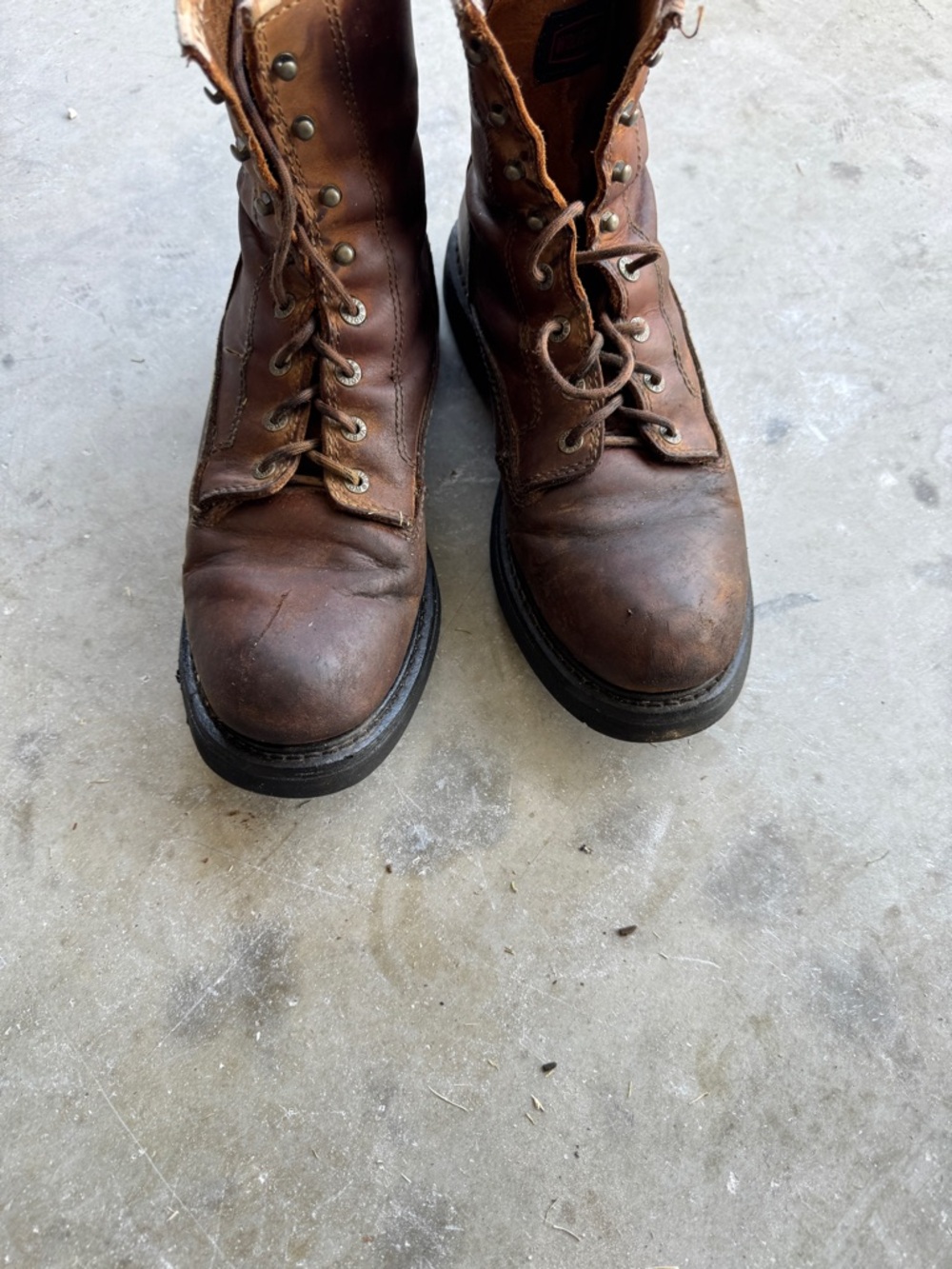 Wolverine soft toe Leather Lace-Up Work Boots